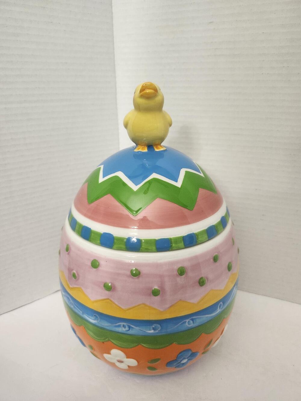 Easter Egg Chick Finial David's Cookies Ceramic Cookie Jar